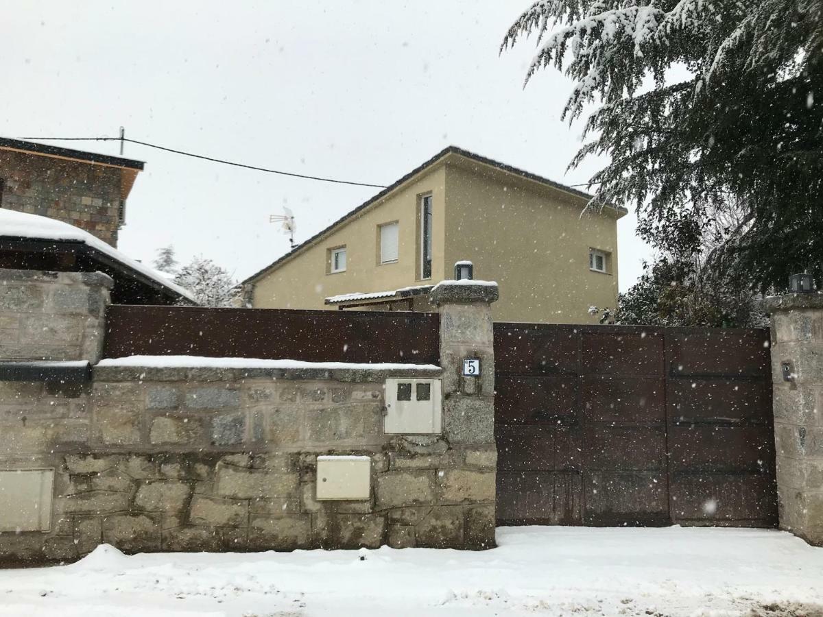 Vila La Casita De Mani Cercedilla Exteriér fotografie
